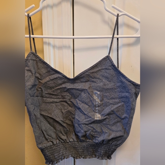 Old Navy Tops - Old Navy Grey Spaghetti Straps Crop Perfect Summer Top Size Small